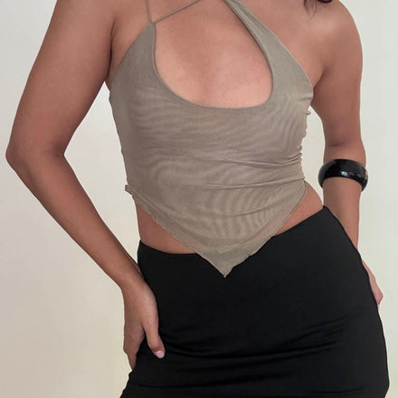 Asymmetrical Mesh Top
